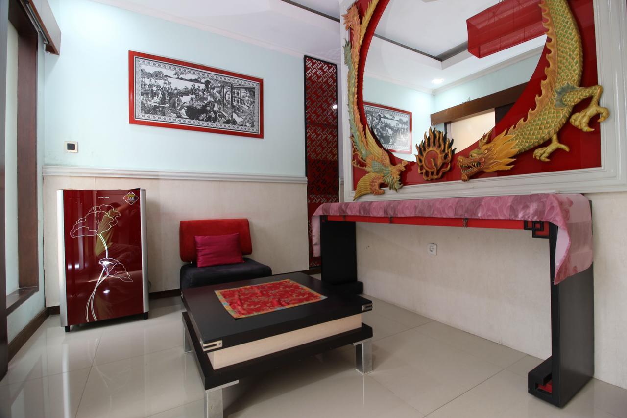 Reddoorz Plus Near Tugu Jogja 2 Jogjacarta Exterior foto