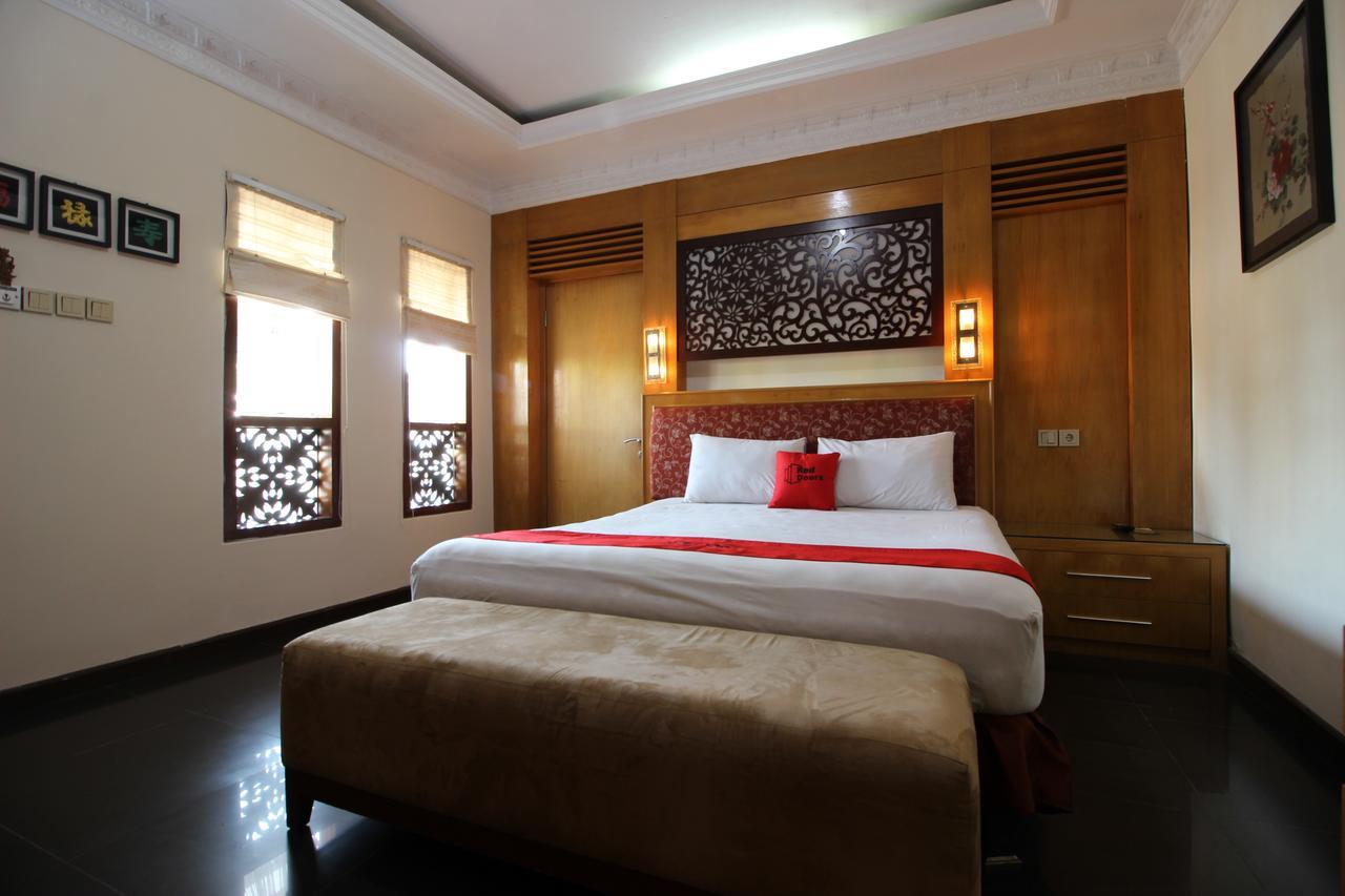 Reddoorz Plus Near Tugu Jogja 2 Jogjacarta Exterior foto