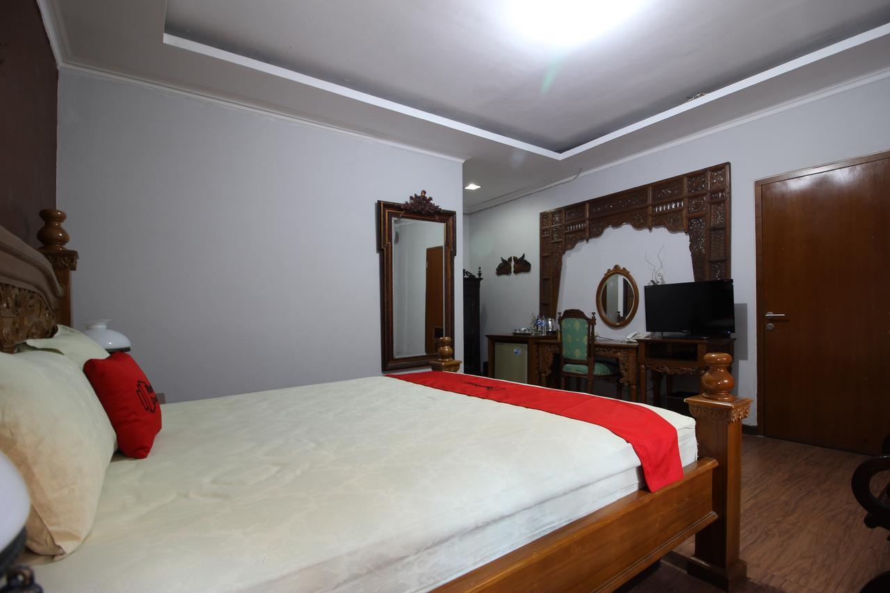 Reddoorz Plus Near Tugu Jogja 2 Jogjacarta Exterior foto