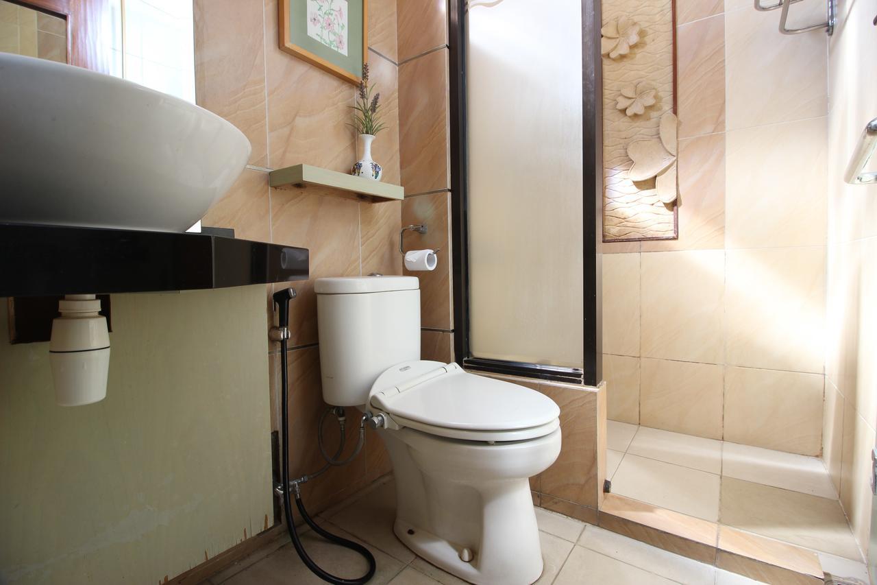 Reddoorz Plus Near Tugu Jogja 2 Jogjacarta Exterior foto