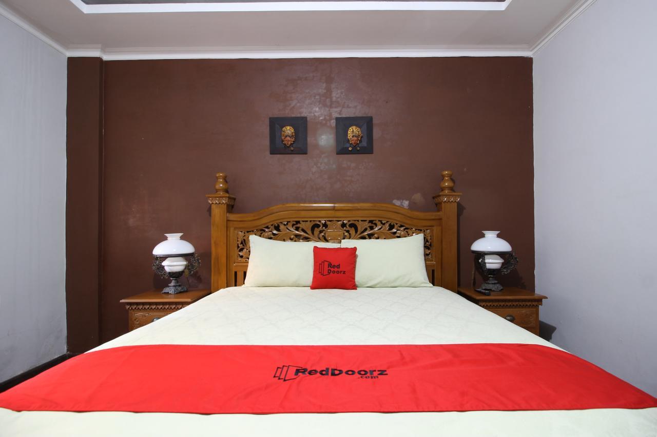 Reddoorz Plus Near Tugu Jogja 2 Jogjacarta Exterior foto