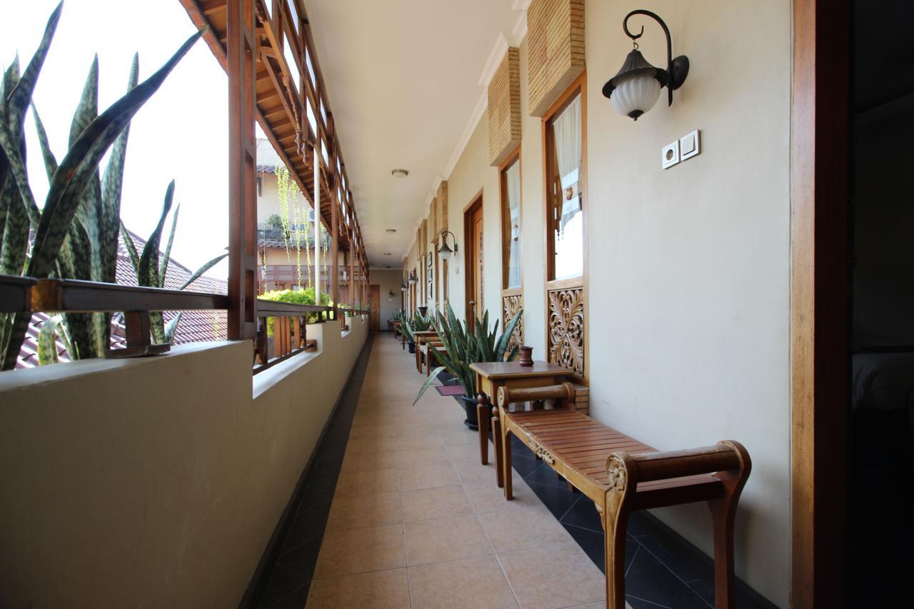 Reddoorz Plus Near Tugu Jogja 2 Jogjacarta Exterior foto